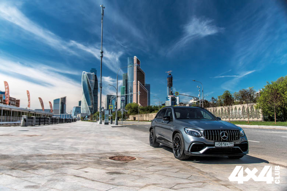 Сияющие брызги сумасбродства. Тест-драйв Mercedes-Benz GLC 63 AMG