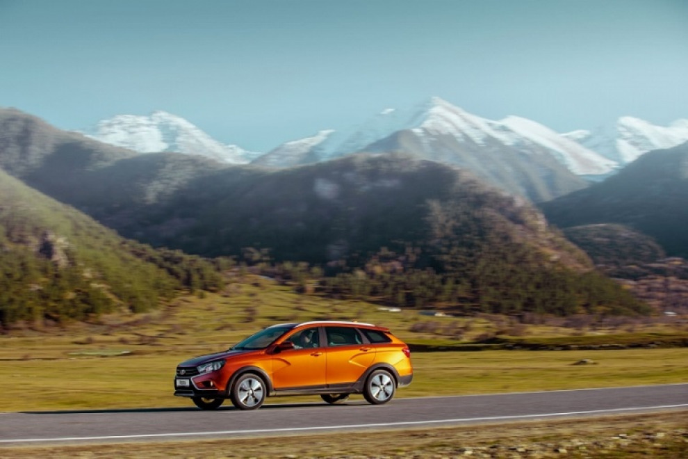 Lada Vesta получила бесступенчатую трансмиссию