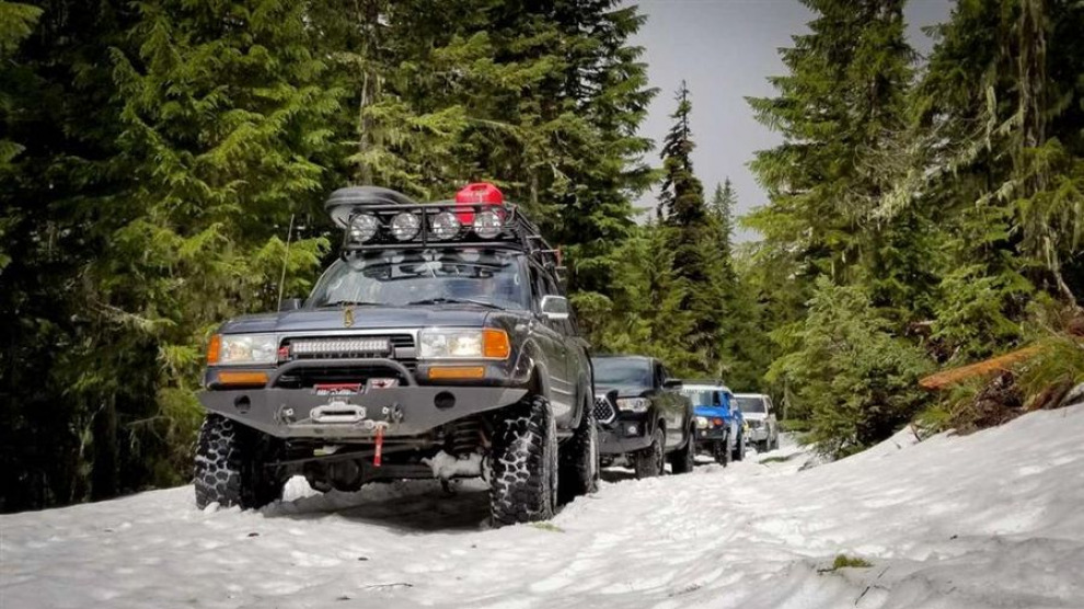 Особенности подготовки внедорожников для автотуризма