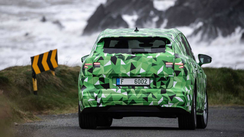 Skoda показала интерьер нового кроссовера Enyaq