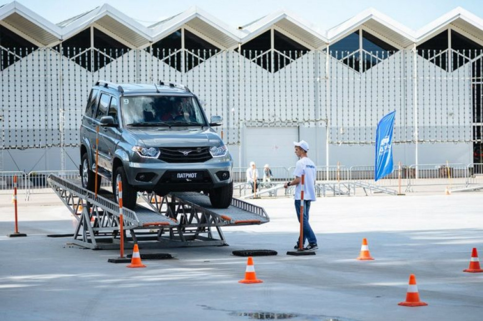 УАЗ Patriot получит набор систем помощи водителю