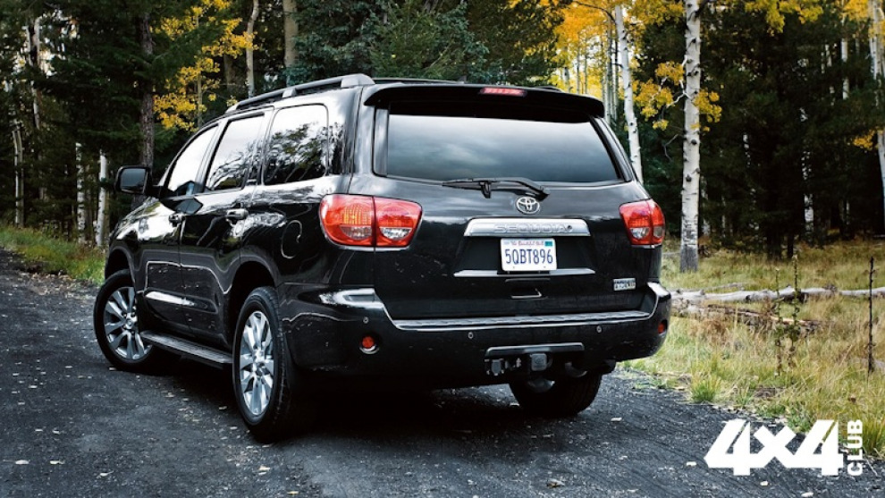 Toyota Sequoia обновилась для 2017 модельного года