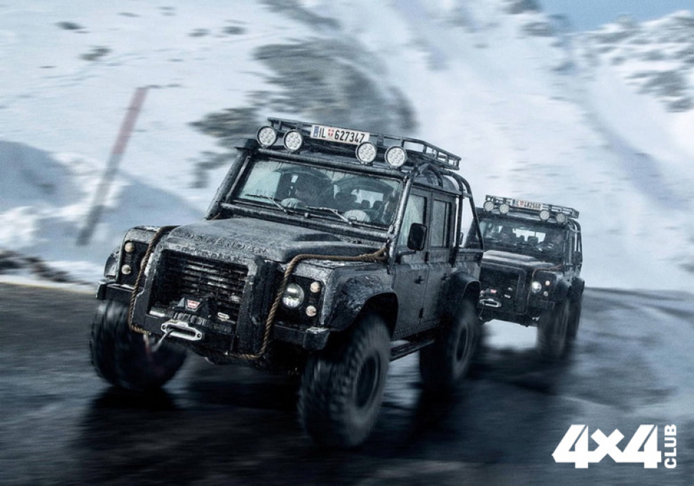 Land Rover Defender из "бондианы" продадут на аукционе