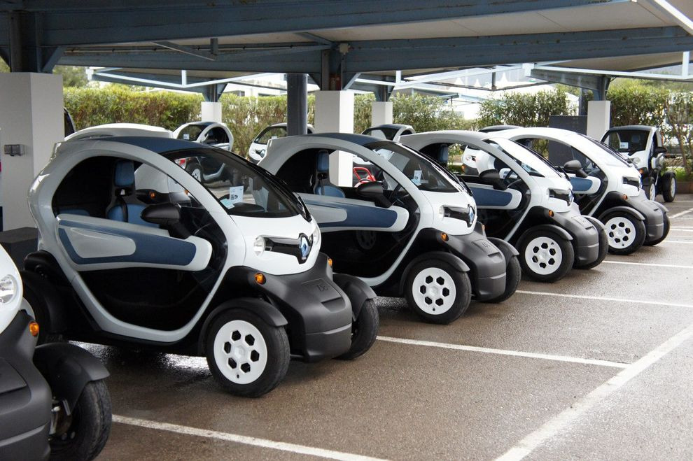 Аренда электрокара: что нужно знать?