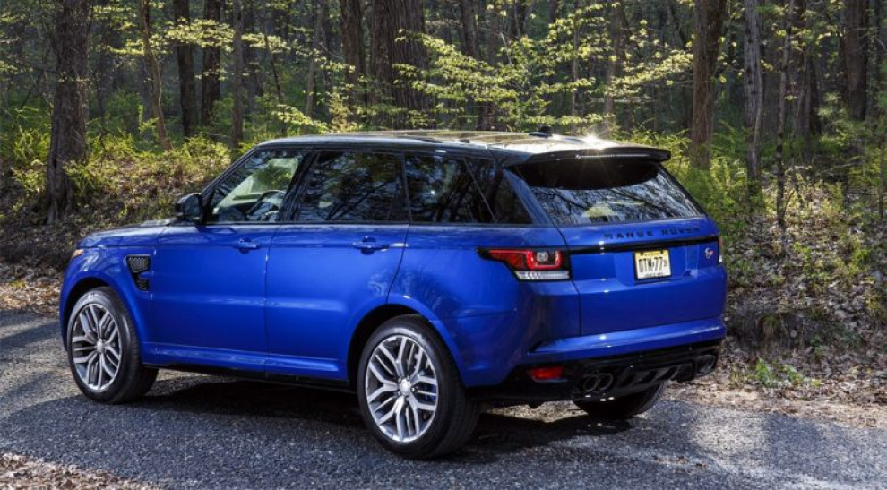 Land Rover отзывает 65 000 автомобилей из-за проблем с электроникой