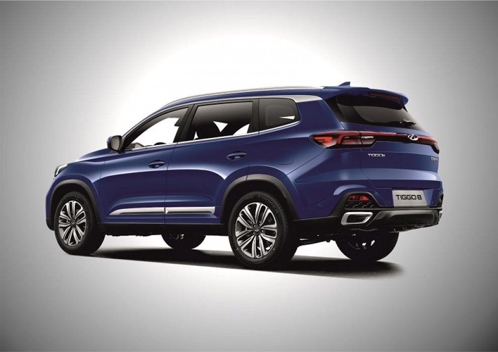 Новый 7-местный кроссовер: его специально готовили для России