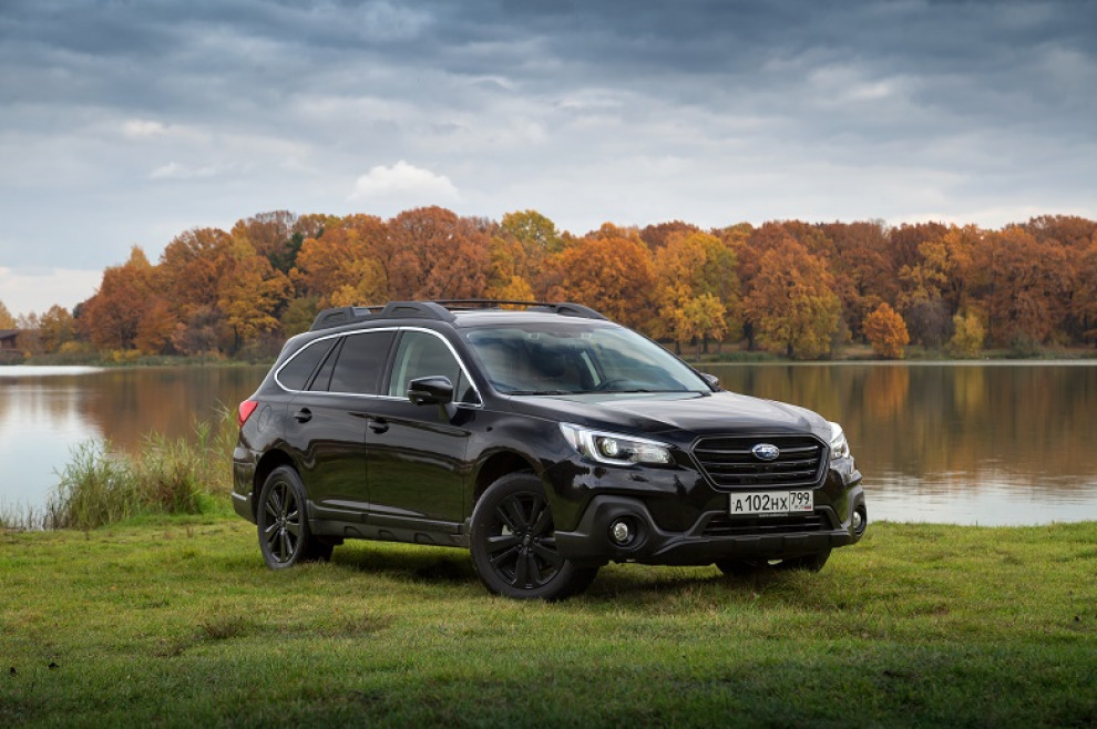 Subaru Outback Black Line. Тонкая чёрная линия