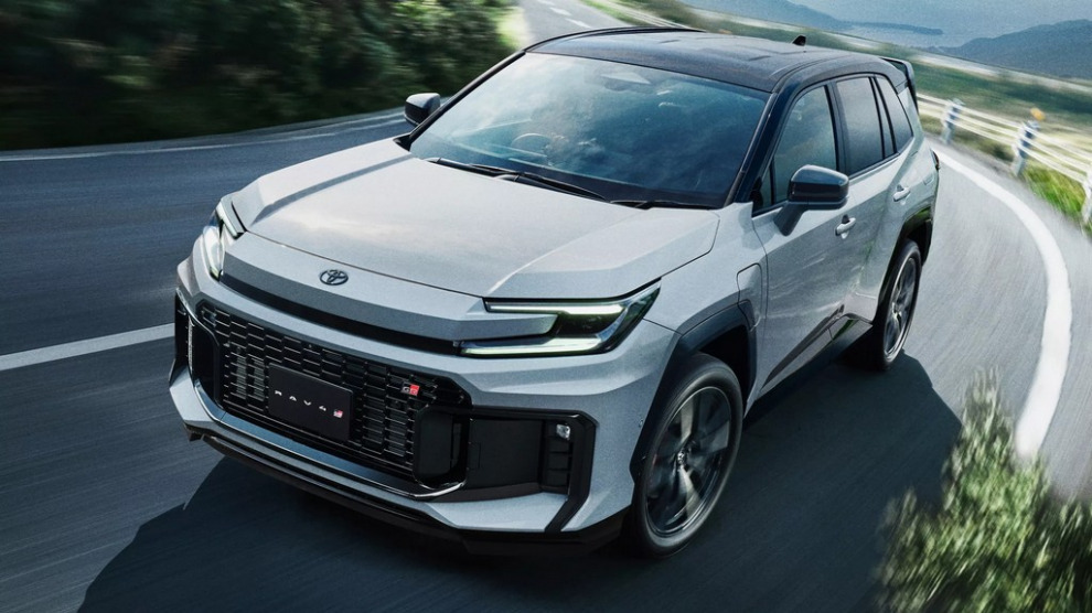 Toyota RAV4 PHEV. Внедорожник, который заменит генератор