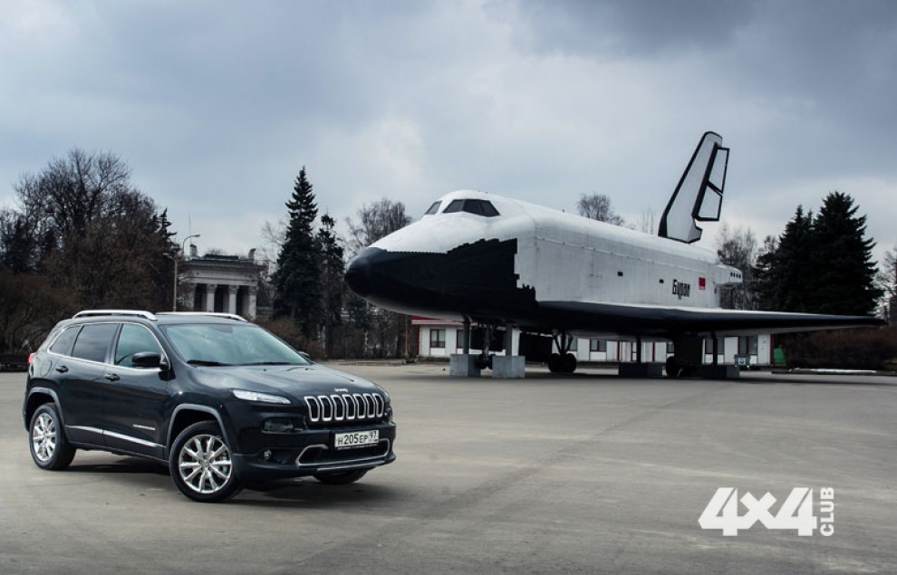 Тест-драйв нового Jeep Cherokee