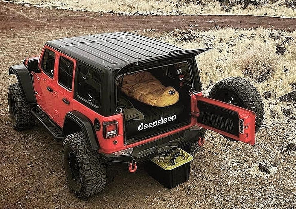 Как выбрать спальный мешок для автомобиля?