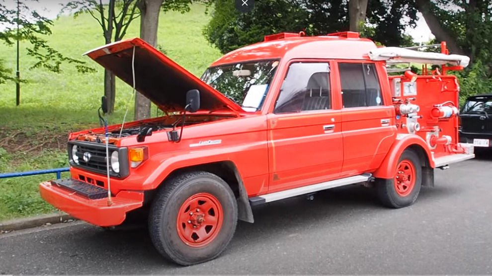 Пожарная спецверсия Toyota Land Cruiser 75 серии