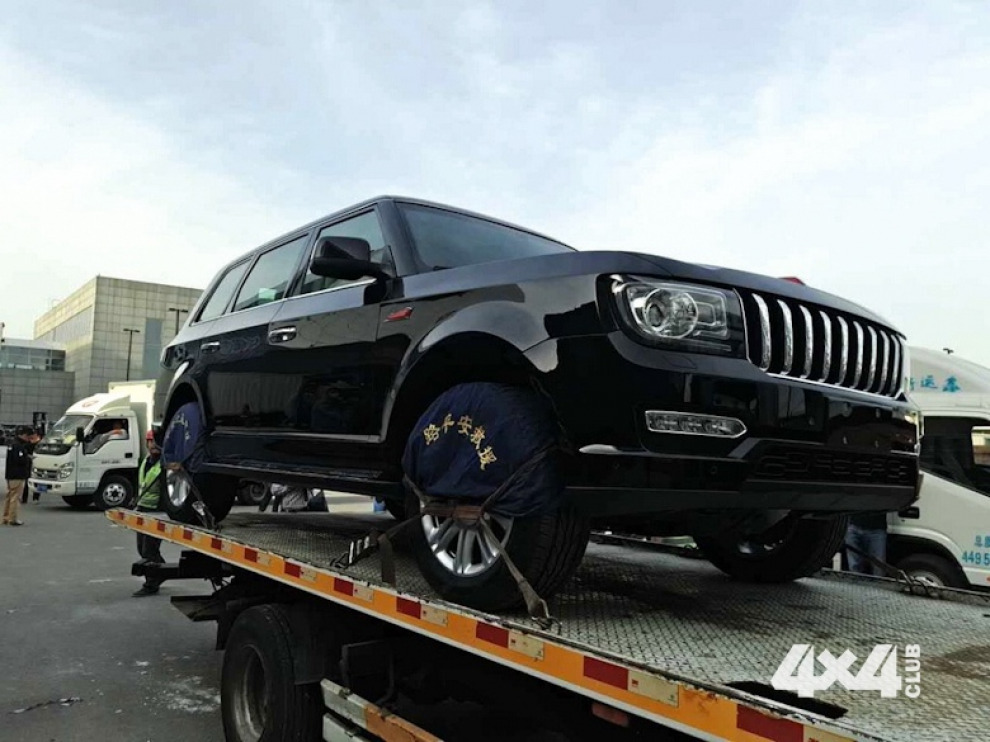 Китайское «Красное знамя» обновило прототип флагманского кроссовера