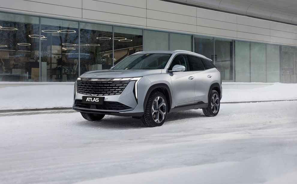 Geely Atlas лишился полного привода, но обрёл выгоду