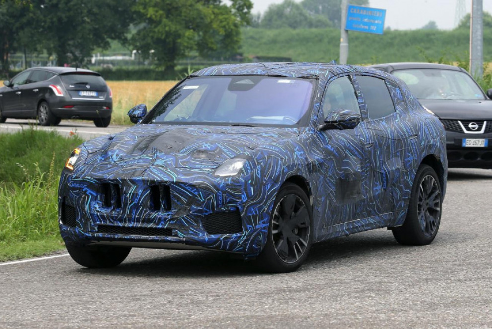 Maserati откладывает выпуск кроссовера Grecale из-за дефицита микрочипов