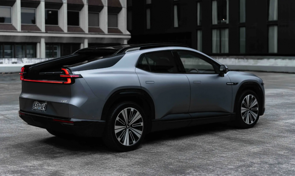 Mazda задумалась о выпуске кросс-пикапа, основанного на модели Changan