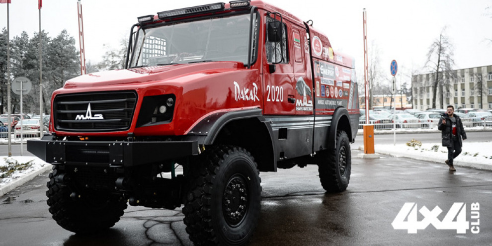 МАЗ показал самый мощный капотный грузовик