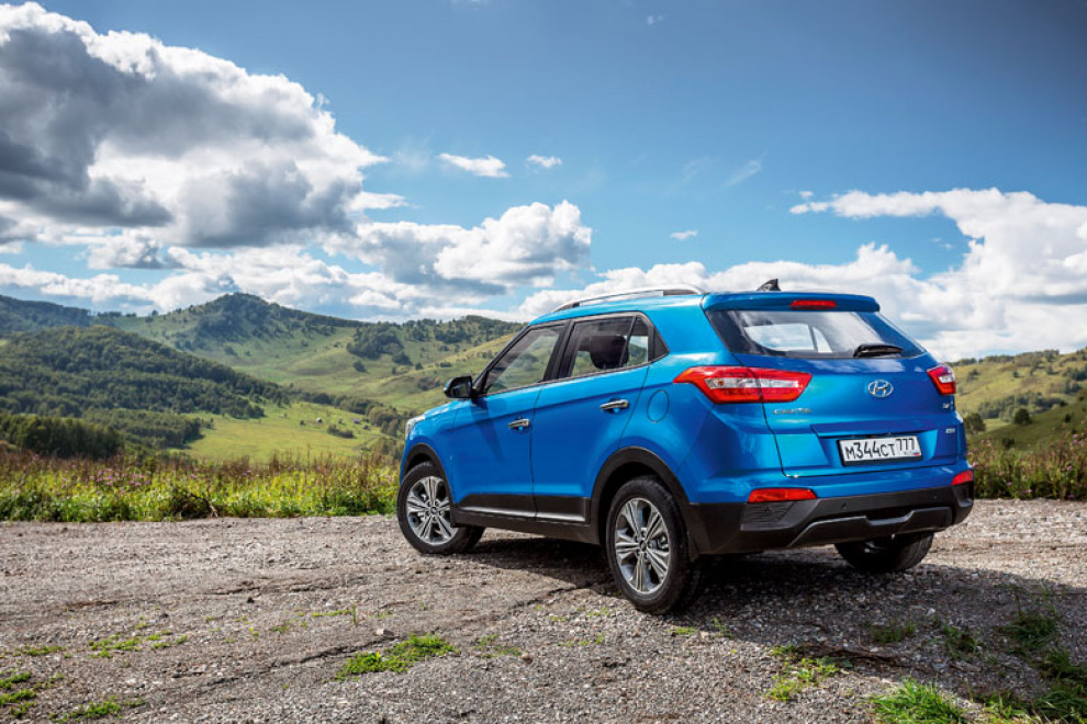 Hyundai Creta. Маяк на скалистом берегу