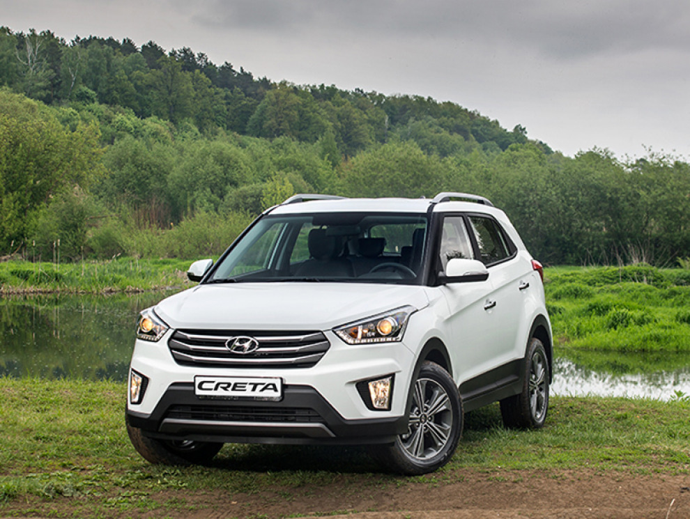 Показан интерьер компактного кроссовера Hyundai для России