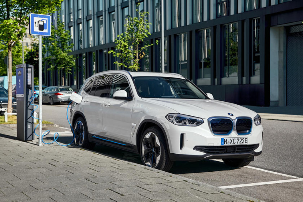 Производительность BMW iX3 достигла уровня обычного X3