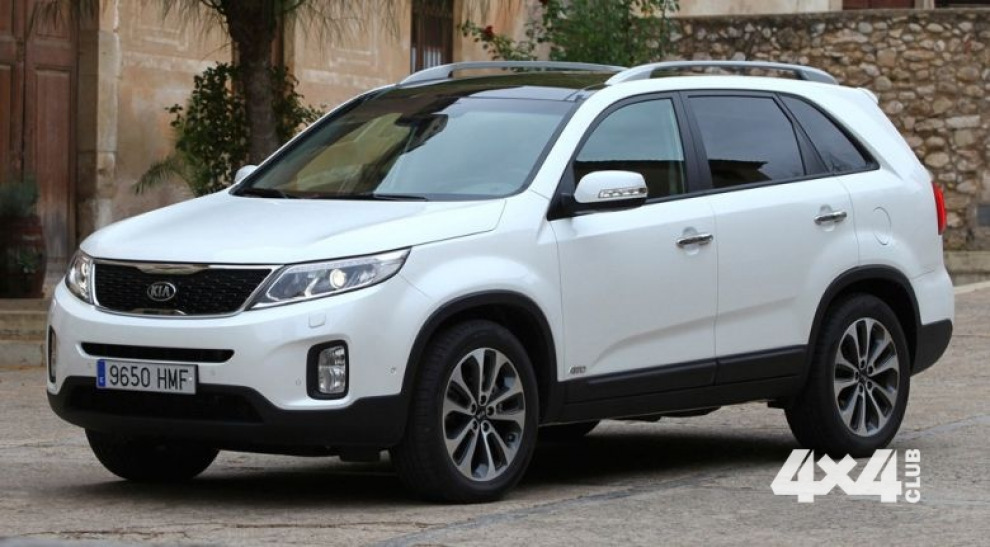 Kia Sorento получил новые комплектации