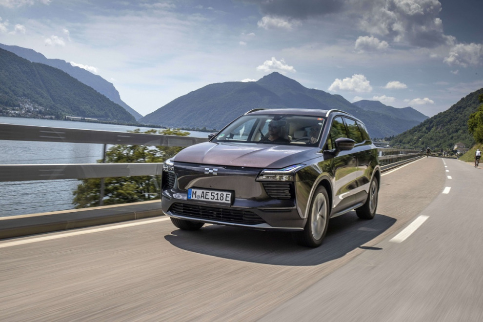 Китайцы решили удивить Европу новым брендом