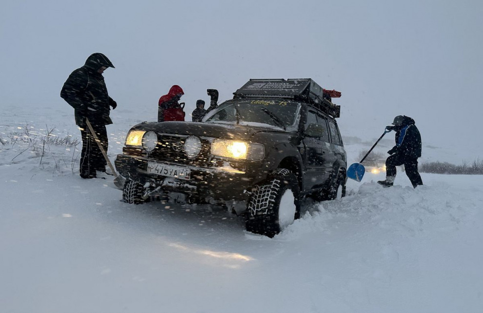 Лёня Немодный: О зимнем автотуризме