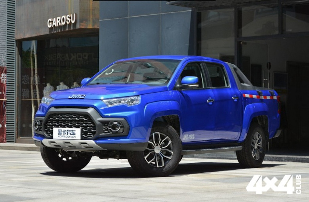 В Китае появился в продаже стильный пикап