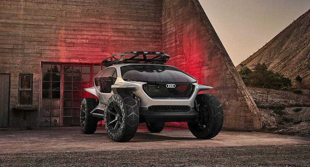 Audi выпустит электрический внедорожник превосходящий LR Defender и MB G-класса