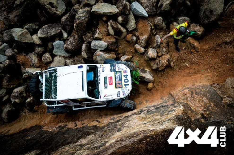 За все двадцать лет проведения Rainforest такого ночного спецучастка ещё не было…