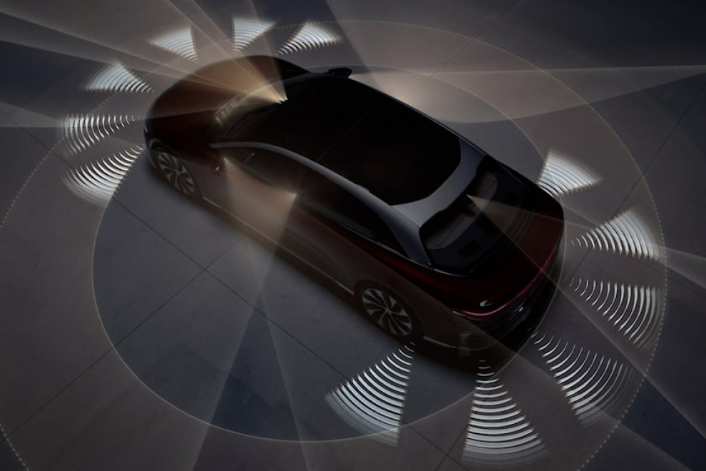 Пора перестать давать ассистентам водителя причудливые названия