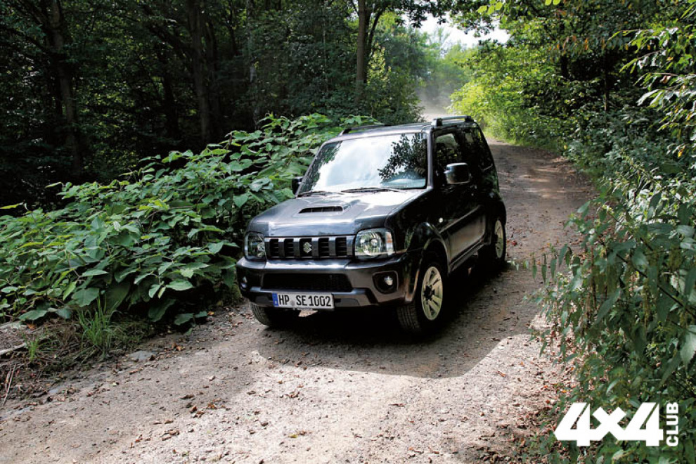 Маленький гигант большого леса. Suzuki Jimny