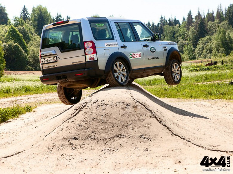 Внедорожная езда. Вождение внедорожника. Внедорожная езда. Экстремальные гонки грузовиков по грязи и бездорожью!!!. Джип по бездорожью.