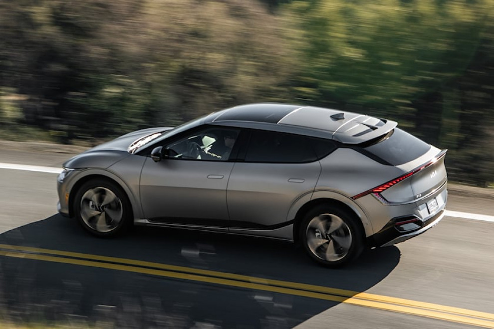 Электрический кроссовер KIA EV6 стал европейским «Автомобилем года»