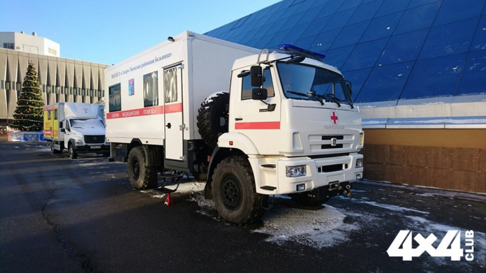 «КАМАЗ» представил скорую помощь для Крайнего Севера