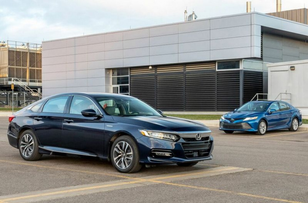 Отзывные кампании объявляют заодно