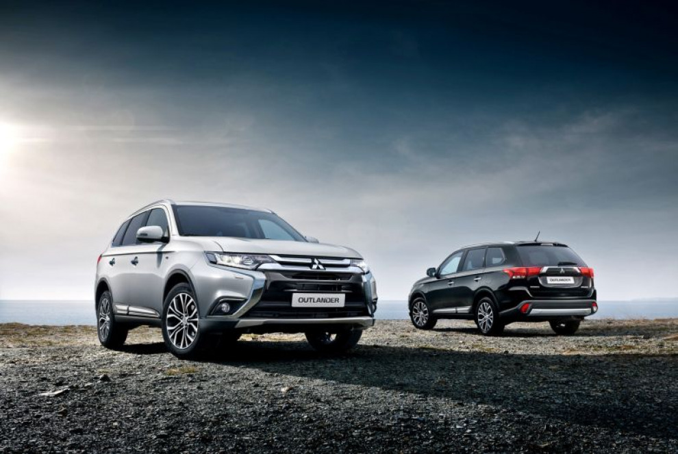 Mitsubishi дает скидки до 350 000 рублей весь август