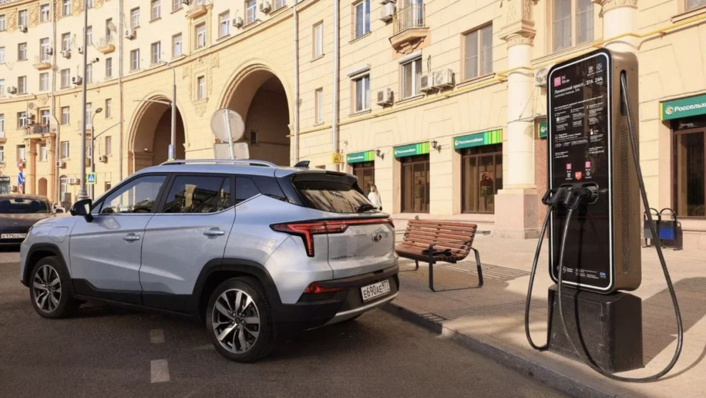 «Халява кончилась»: в Москве вводят плату за зарядку электромобилей