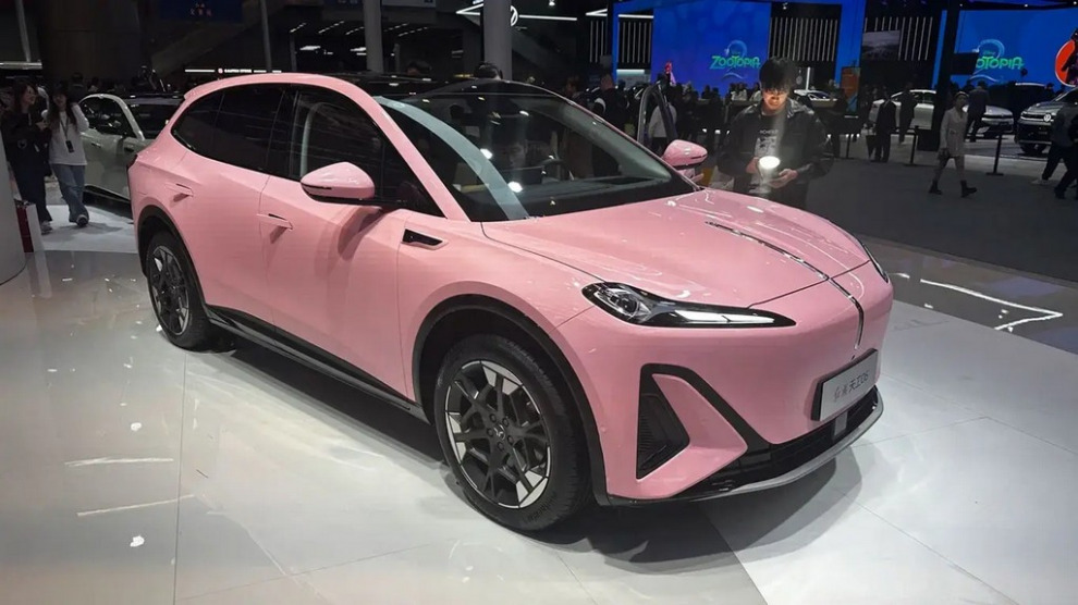 Новый Hongqi Tiangong 06 – тихий вызов с восточным акцентом