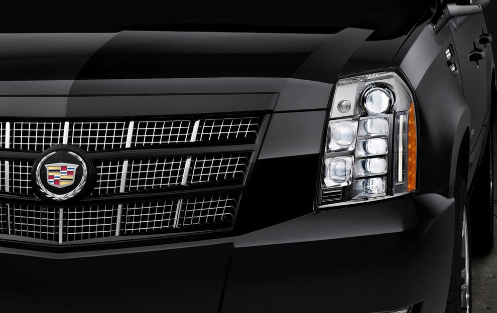 Да здравствует король! Краткая история Cadillac Escalade