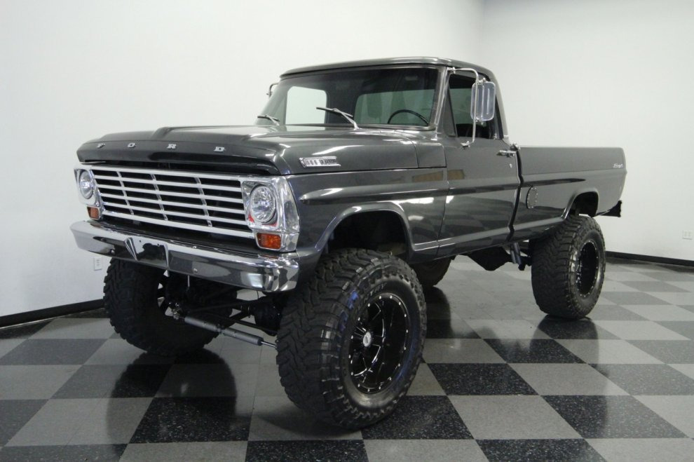 Этот Ford F-100 1967 года сделает вас королём дороги 