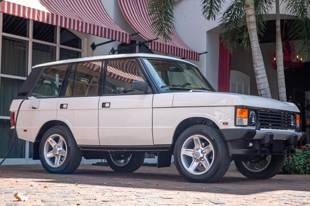 Первый в мире! E.C.D. Automotive построила Range Rover на базе Tesla