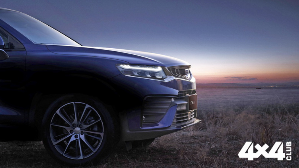 Опубликованы тизеры нового кросс-купе от Geely