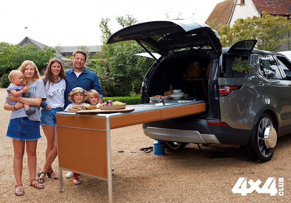 Land Rover сделал для Джейми Оливера Discovery с тостером в центральной консоли