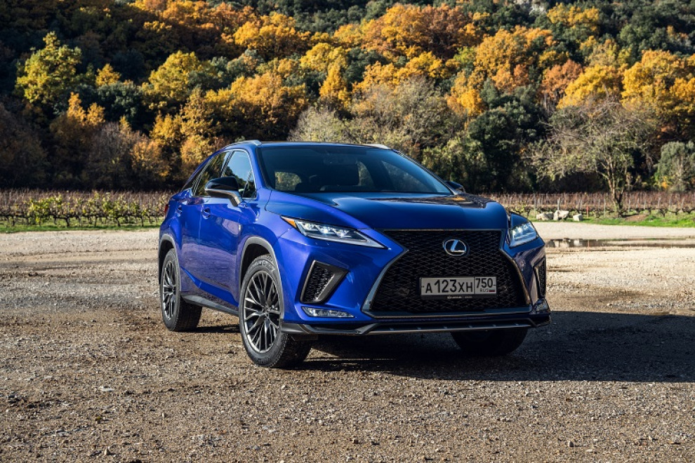 Обновлённый Lexus RX: почему они сделали это так поздно?