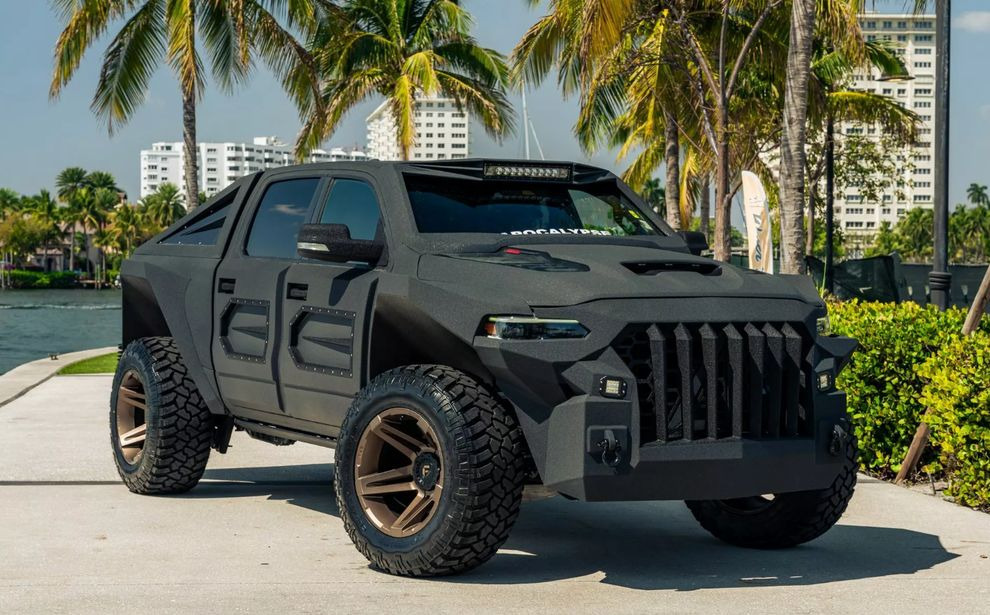 Знаменитый «Джаггернаут» 6х6 теряет два колеса, чтобы превратиться в «Супер Трак 4х4»