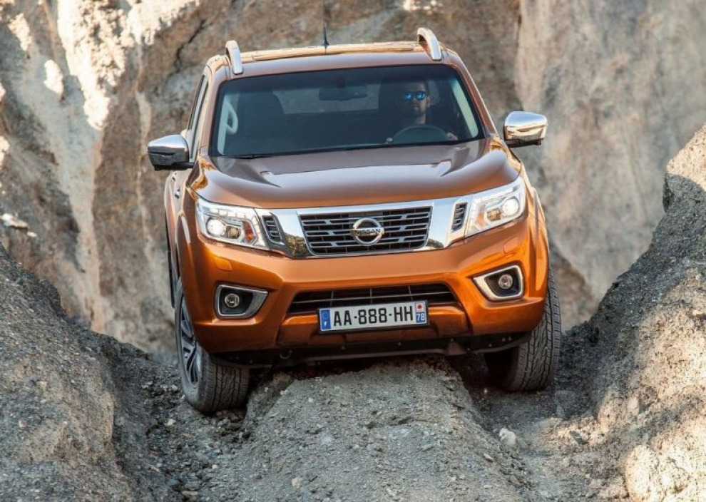 Nissan показал европейскую версию пикапа Navara
