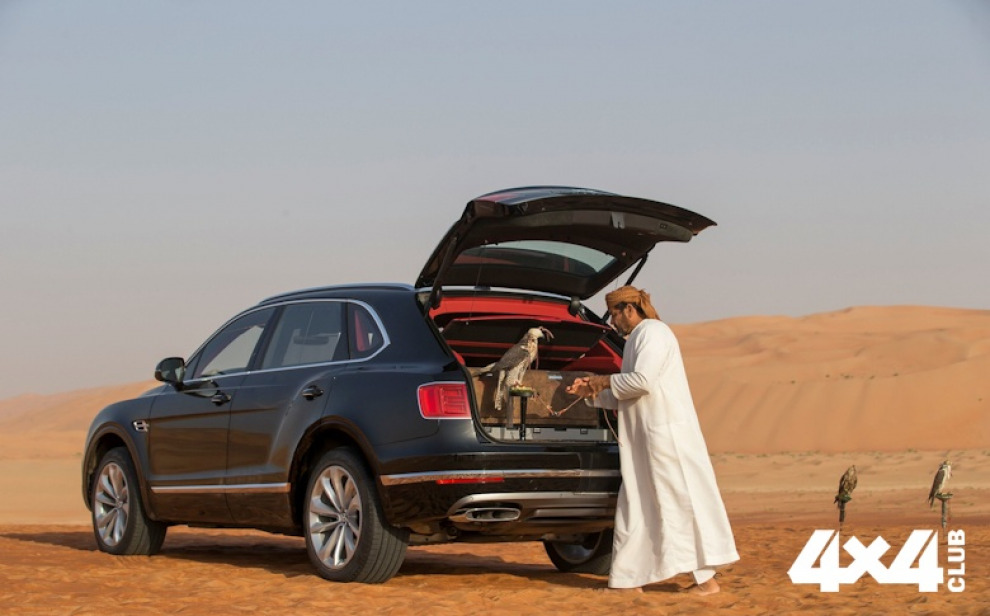 Bentley Bentayga подготовили к соколиной охоте