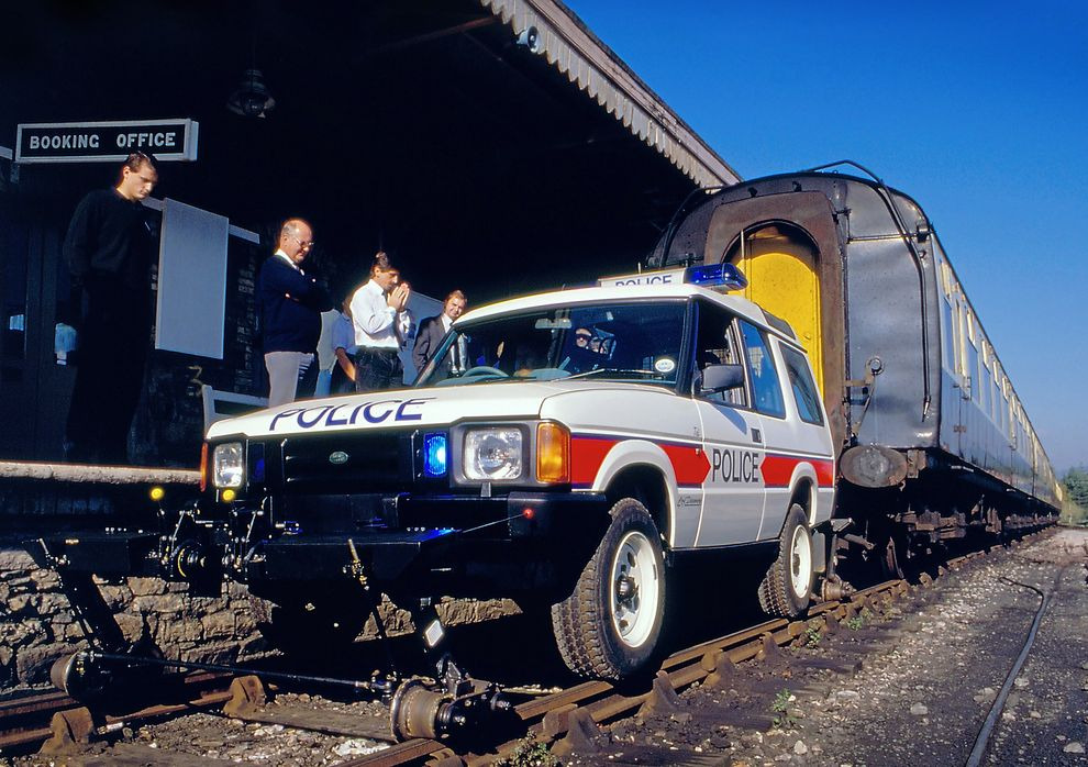 Скоростные внедорожники, продолжение. Discovery и Range