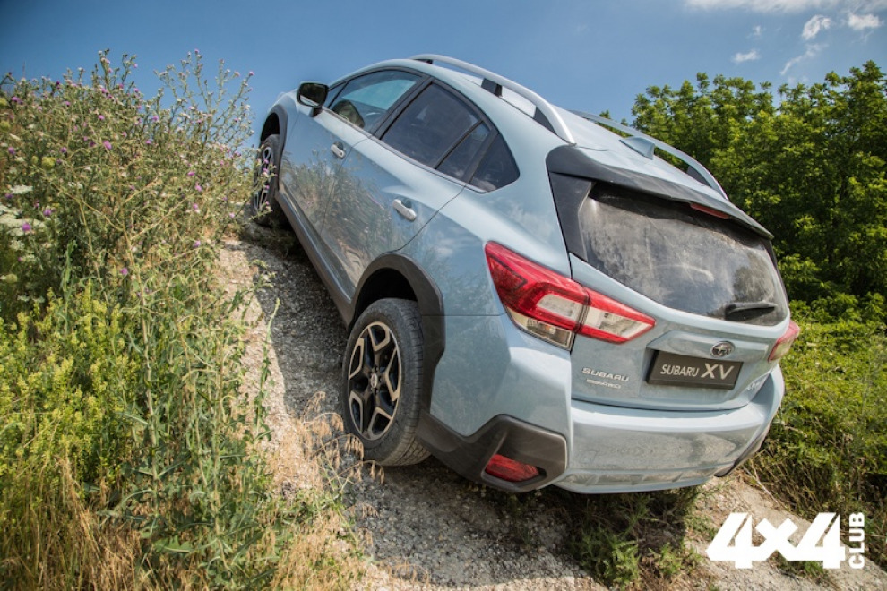 Subaru назвала российские цены на новый кроссовер XV
