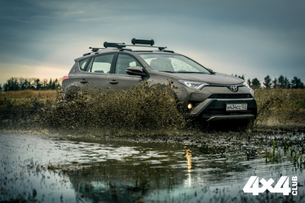 В России появилась «приключенческая» Toyota RAV4